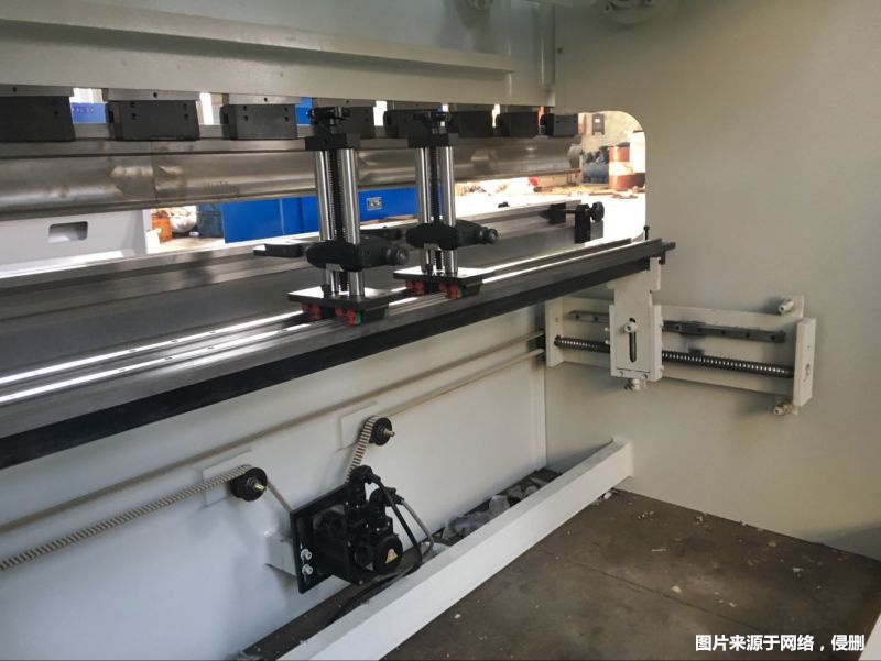 荷蘭新舊數(shù)控機床進口清關.jpg